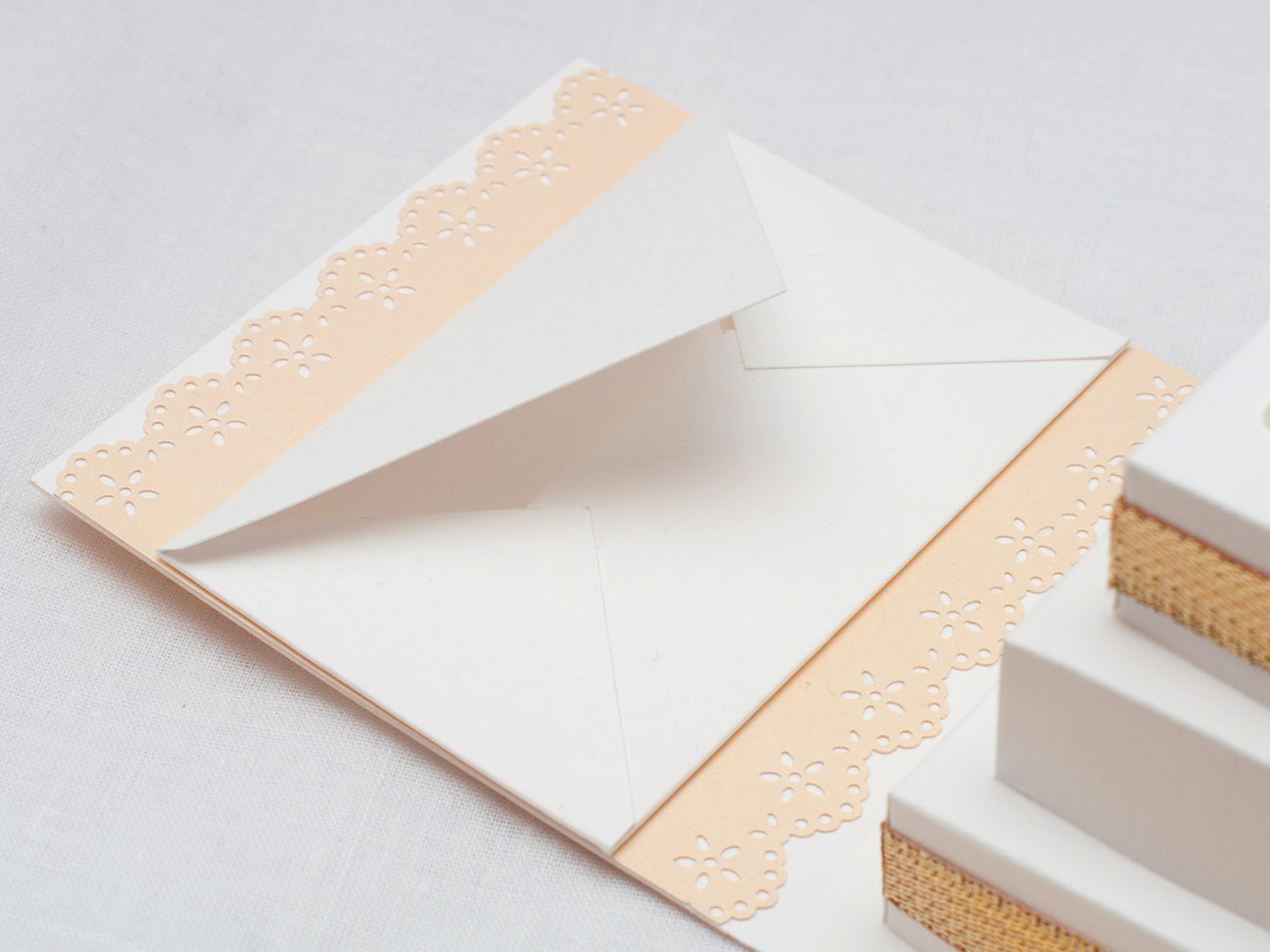 exploding box wedding, kartka na ślub ręcznie robiona, oryginalna kartka na ślub, oryginalne zaproszenia na ślub
