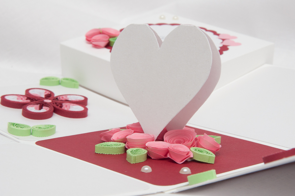 handmade valentine's day cards, handmade valentine's exploding box, valentine's day quilling, paper heart valentine's day