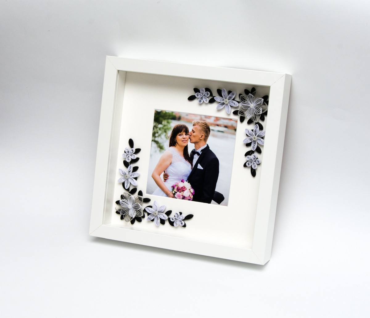 You are currently viewing Elegant Decorative Photo Frame