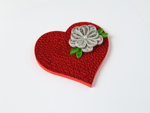 Obrazek - Czerwone serce z kwiatem