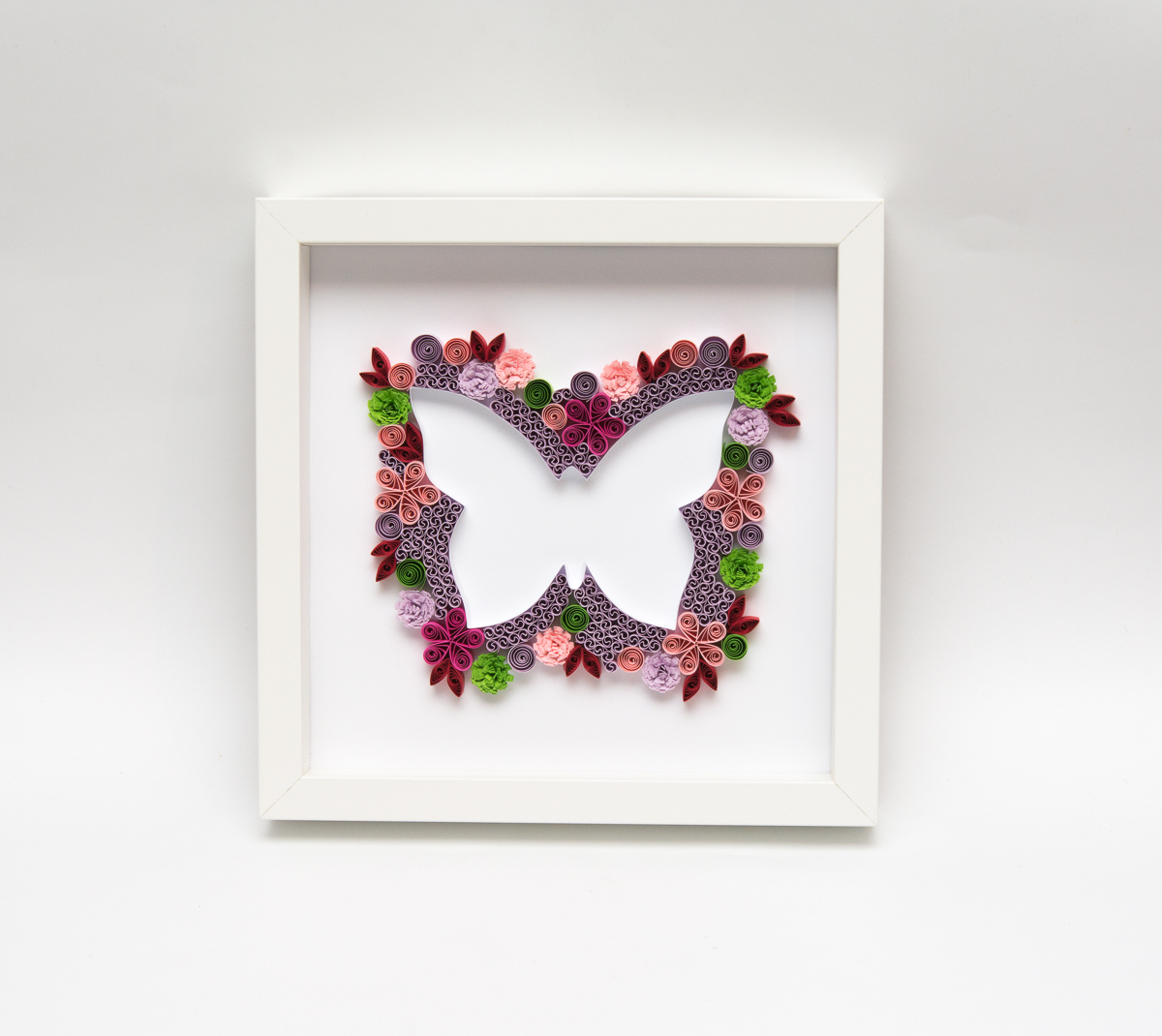 You are currently viewing A Pink Butterfly – Quilling Wall Art