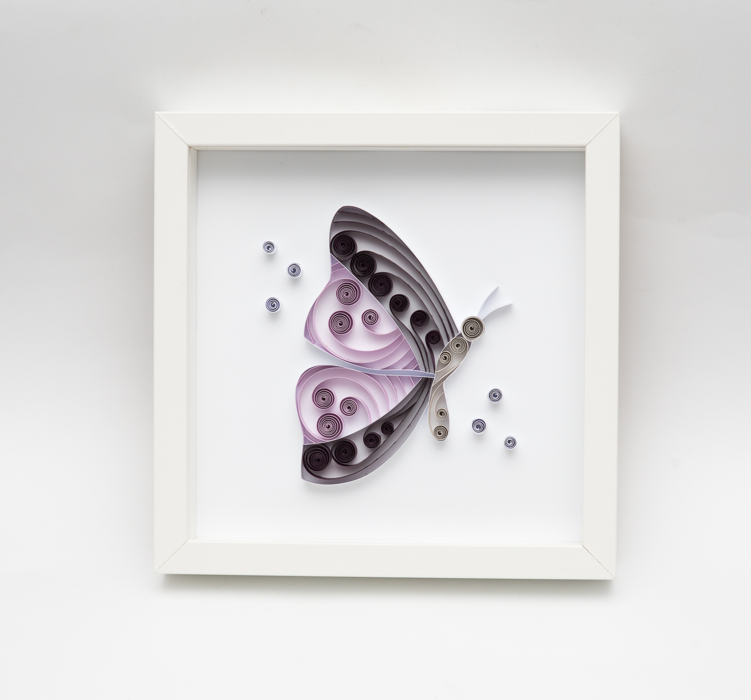 You are currently viewing Fioletowy motyl – ręcznie robiona dekoracja